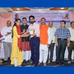 Newspaper_photo_4